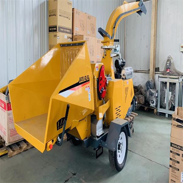 Garden tree chipper shredder 