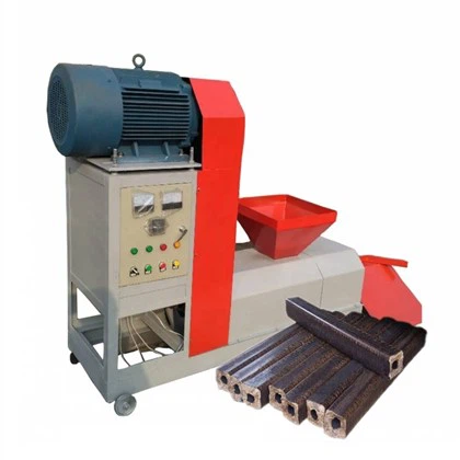 Produzione di bricchetti di segatura di legno